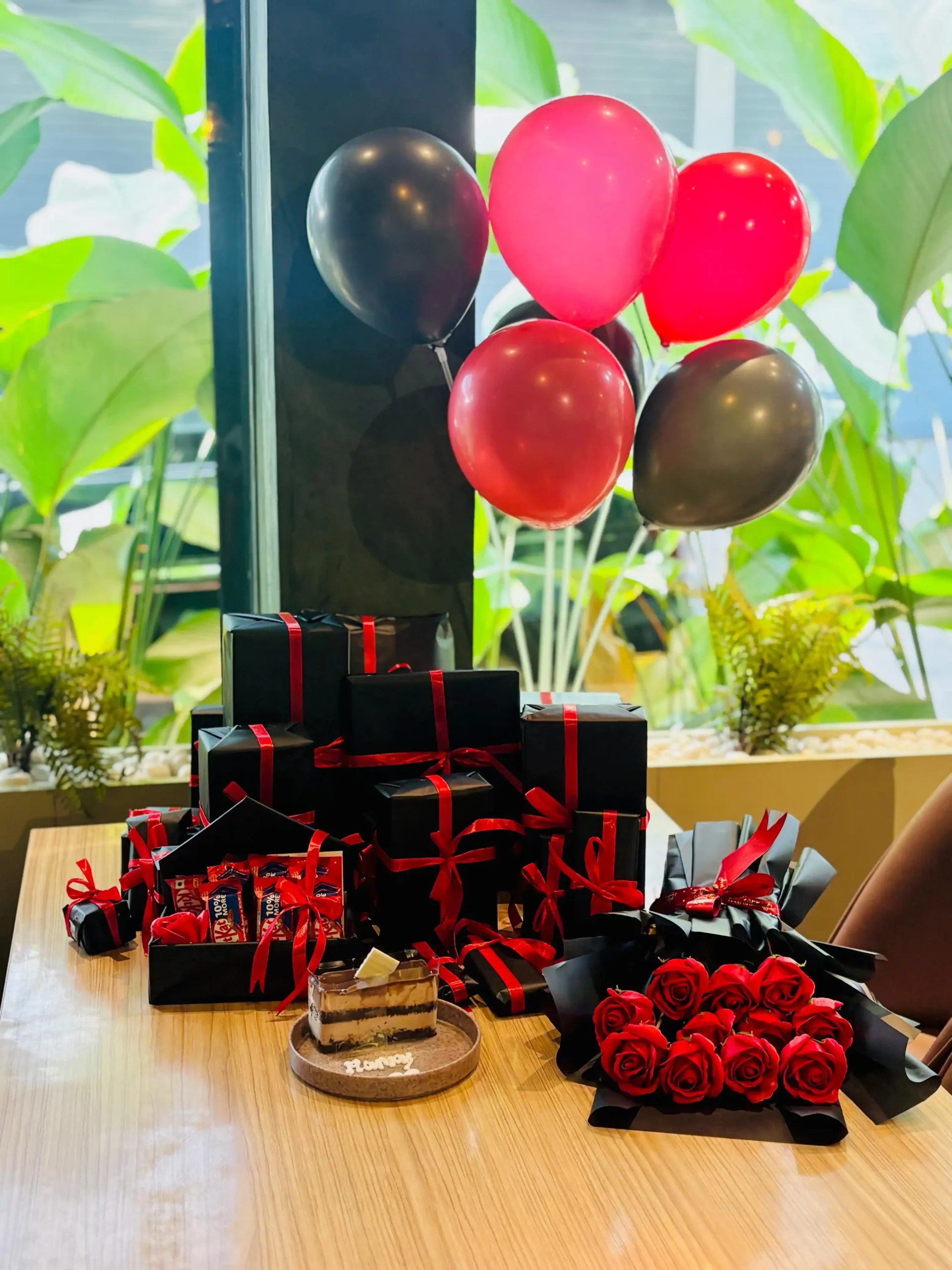 customized birthday surprise hamper in kannur