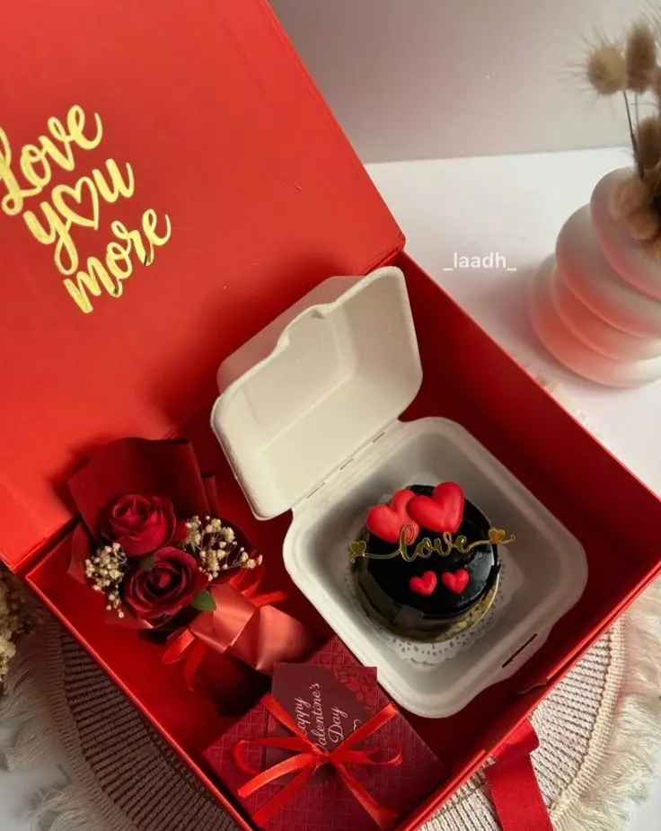 Handcrafted Valentine’s Day rose bouquet prepared for thoughtful gifting